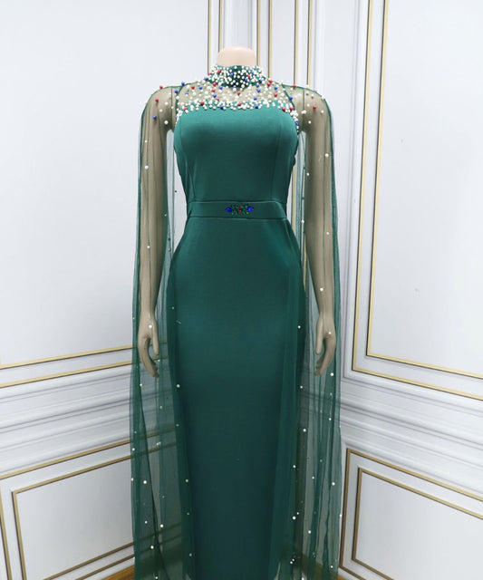 Damklänning – modern saudisk klänning i personlig & trendig design