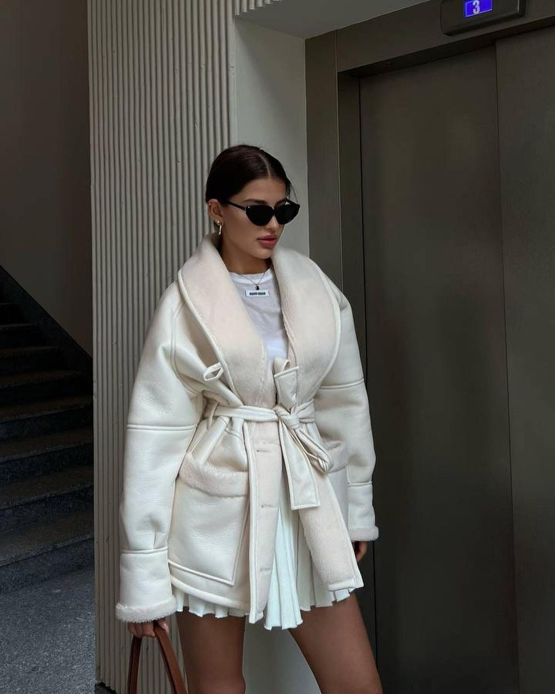 Damjacka – koreansk stil i PU-läder med långärmad design & fuskpälsdetaljer