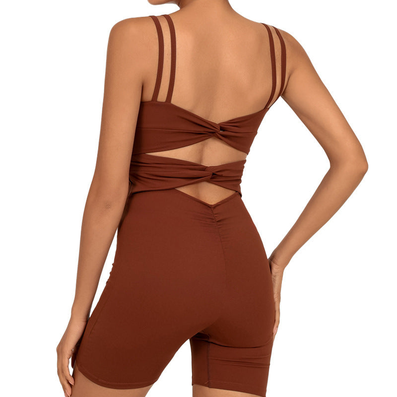 Sportig Jumpsuit – Figurnära Nude Feel One-Piece med Beauty Back & Kort Design