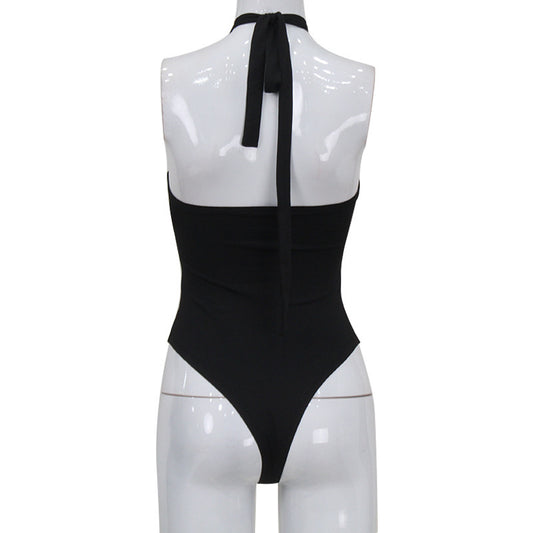 Elegant Bodysuit – Enfärgad Halter Design & Rygglös Look