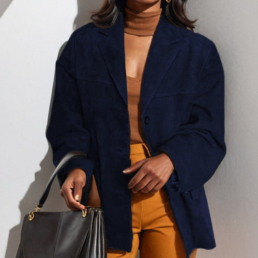 Elegant retro brun kappa med fickor och lång ärm