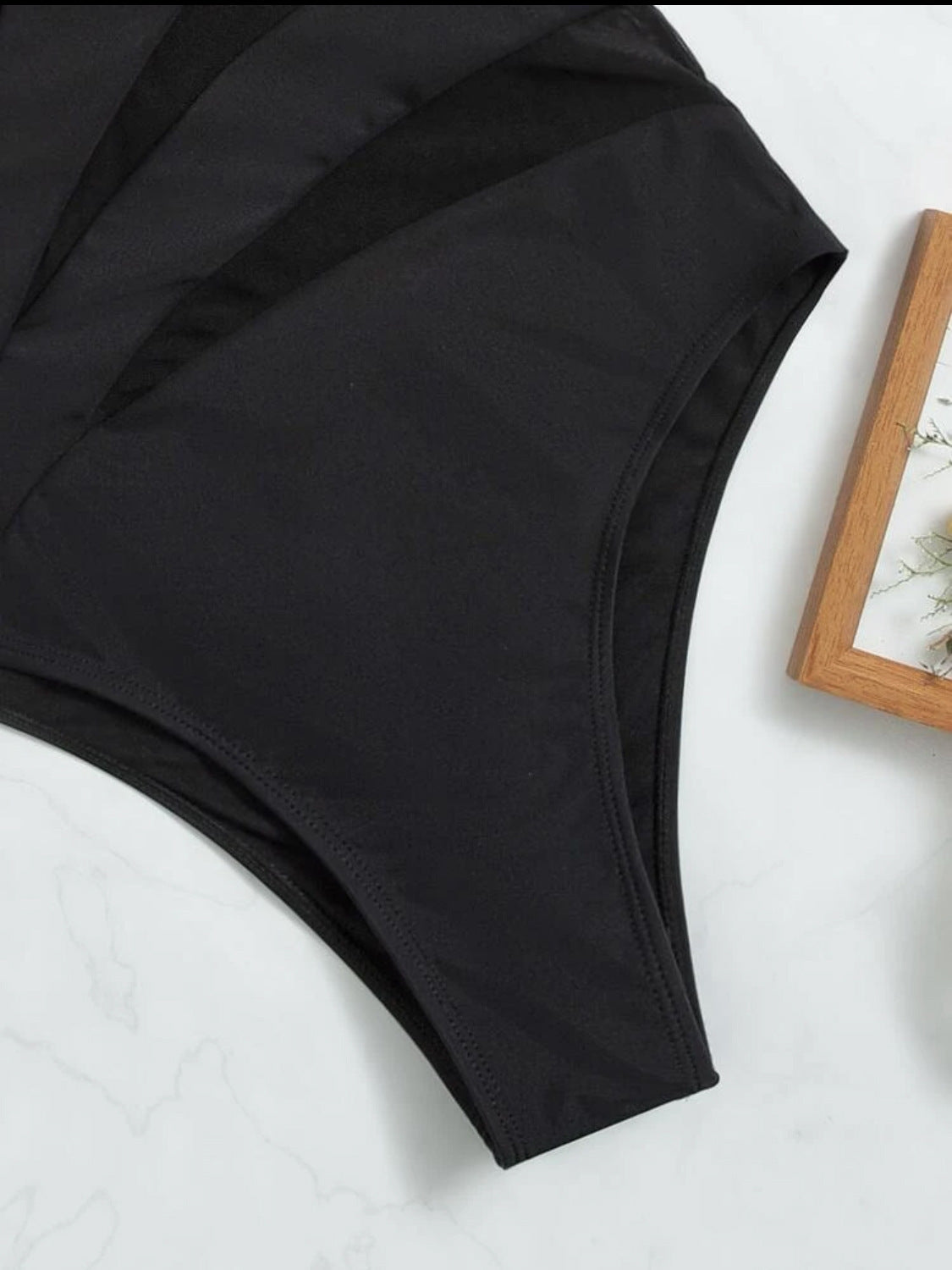 Elegant Dam Baddräkt – Enfärgad One-Piece Swimsuit