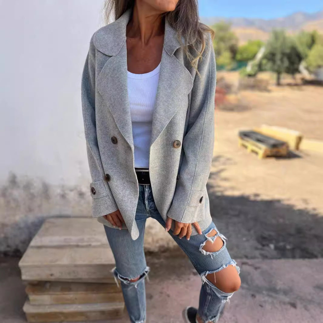 Elegant Ullig Kappa Dam – Klassisk Knappdesign utan Pälskrage