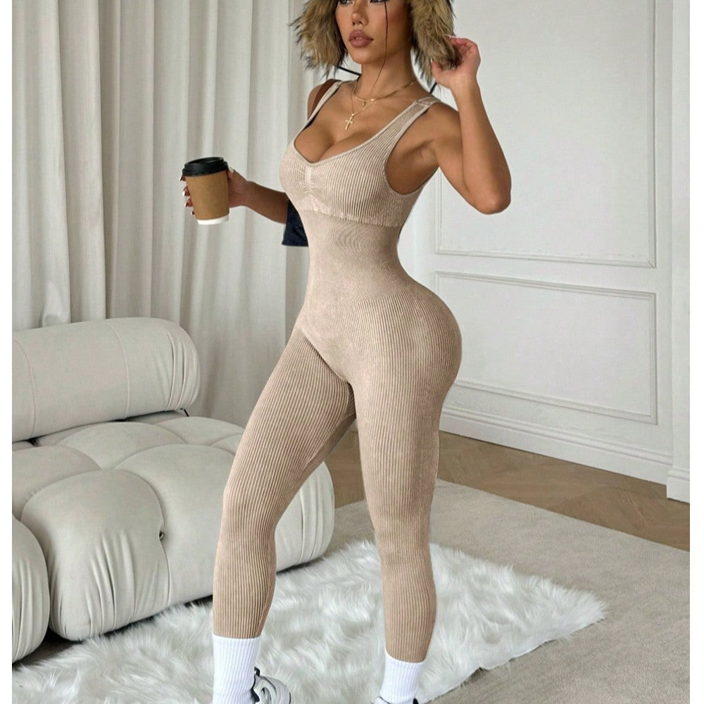 Jumpsuit för Dam – Öppen Rygg & Figurnära Byxmodell