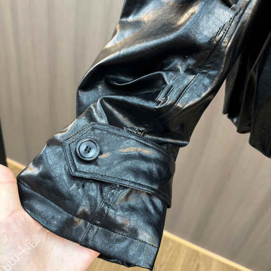 Damjacka – vadderad PU-läderjacka med krage, dragkedja, knappar & muddar