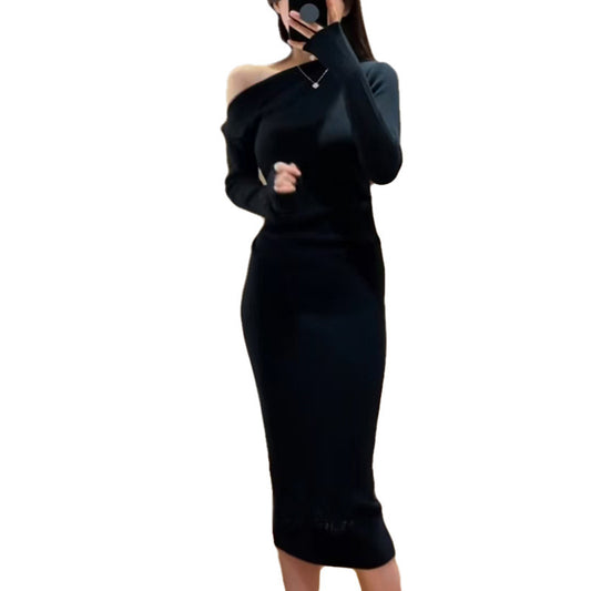 Damklänning – off-shoulder med asymmetrisk design & enfärgad stil för höst och vinter