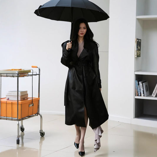 Svart damrock – lång windbreaker i PU-läder med elegant design